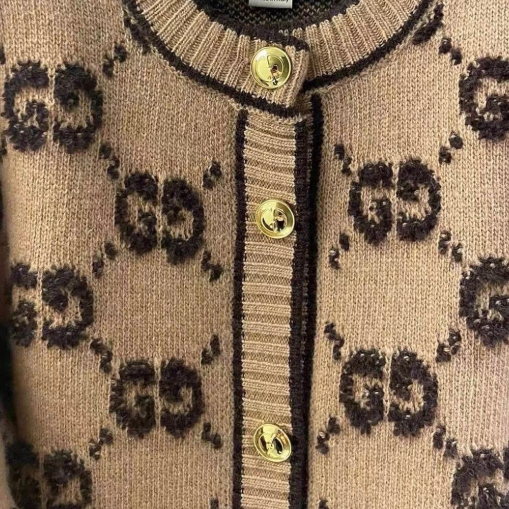 Gucci Beige and Brown Patterned Cardigan - Picture 4 of 4